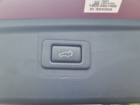 Used 2018 Subaru Outback 2.5i Limited AWD/4WD image 10