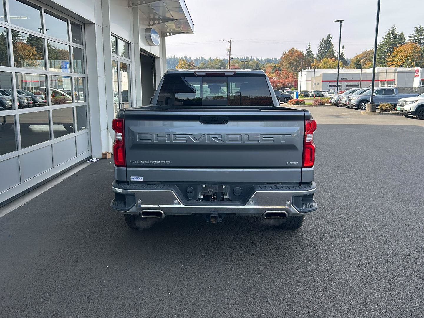 Used 2021 Chevrolet Silverado 1500 LTZ AWD/4WD image 5