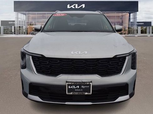 New 2026 Kia Sorento EX image 9