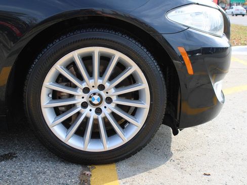 Used 2011 BMW 535i Sedan image 14