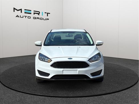 Used 2015 Ford Focus SE FWD image 3