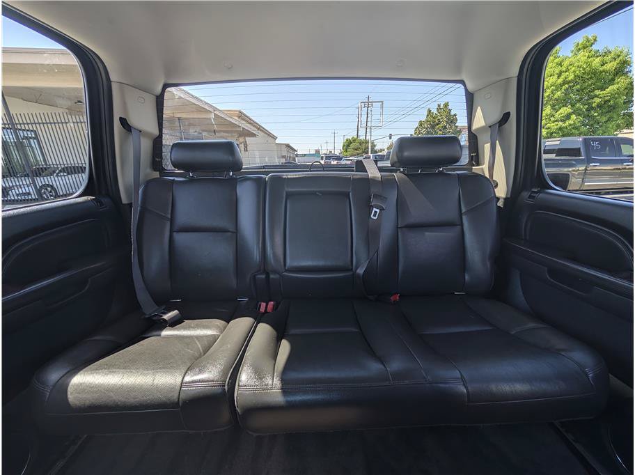 Used 2013 GMC Sierra 3500 Denali AWD/4WD image 8