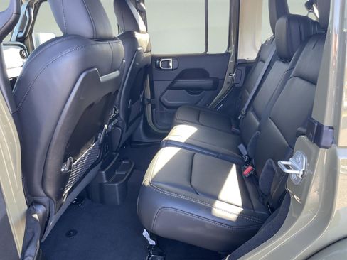 New 2025 Jeep Wrangler Unlimited Rubicon 392 image 17