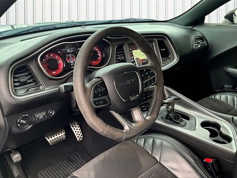 Used 2019 Dodge Challenger SRT Hellcat Redeye image 4