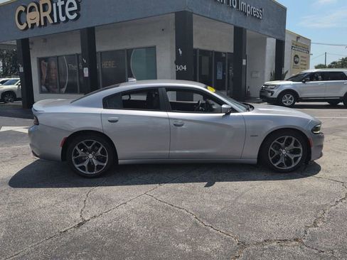 Used 2016 Dodge Charger R/T w/ Navigation & Travel Group RWD image 4