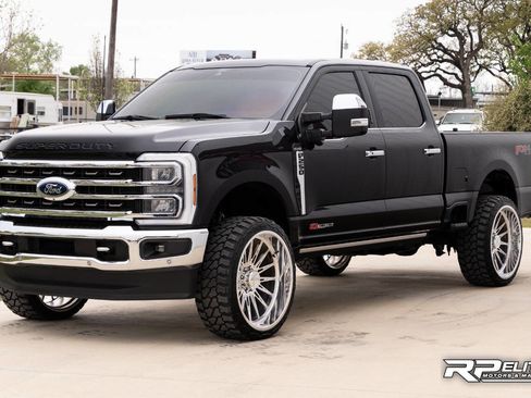 Used 2024 Ford F250 King Ranch w/ Chrome Package image 4