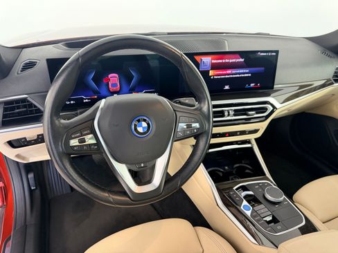 Used 2023 BMW i4 eDrive35 w/ Premium Package RWD image 4