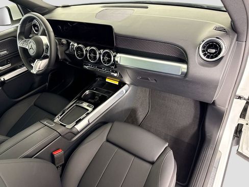Certified 2026 Mercedes-Benz GLB 250 image 17