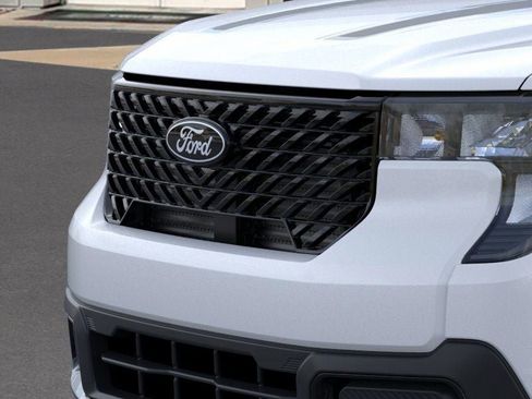 New 2025 Ford Maverick XLT w/ Equipment Group 301A image 18