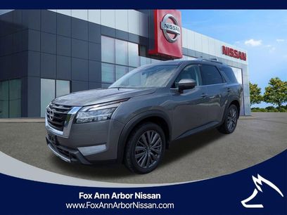 Used 2023 Nissan Pathfinder SL w/ SL Premium Package