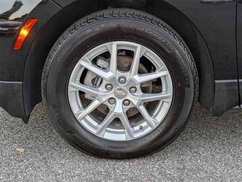 Used 2024 Chevrolet Equinox LS image 10