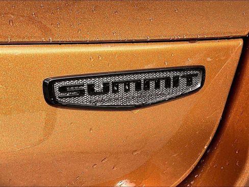New 2026 Jeep Grand Cherokee L Summit w/ Obsidian Package AWD/4WD image 13