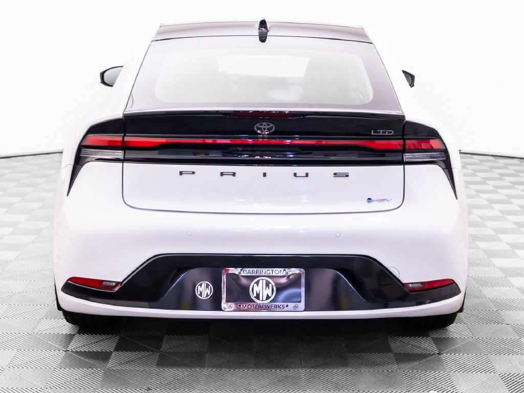 Used 2024 Toyota Prius Limited AWD/4WD image 5