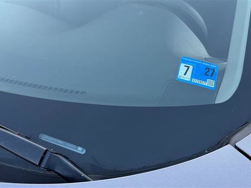 Used 2021 Honda HR-V LX image 3
