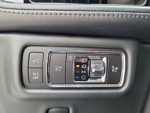 Certified 2023 Lincoln Nautilus FWD w/ Premium Package image 15