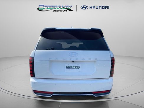 Certified 2026 Hyundai Palisade Calligraphy FWD image 5