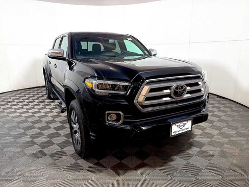 Used 2023 Toyota Tacoma Limited image 2