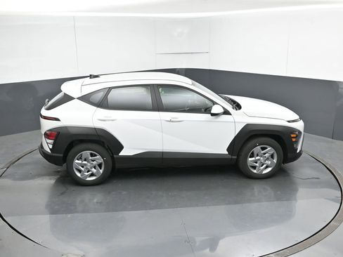 New 2026 Hyundai Kona SE image 22