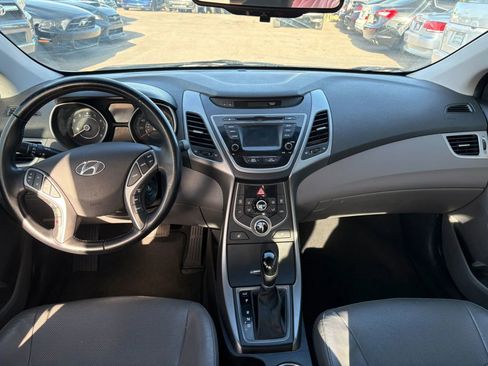 Used 2015 Hyundai Elantra Limited image 13