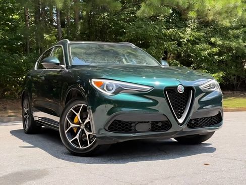 Used 2021 Alfa Romeo Stelvio Ti w/ Active Assist 2 Package TI image 10