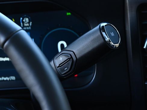 Used 2026 Ford F450 Platinum w/ Platinum Plus Package image 25