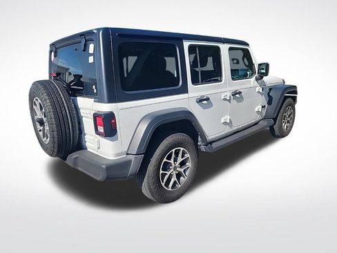 Used 2024 Jeep Wrangler Unlimited Sport AWD/4WD image 4
