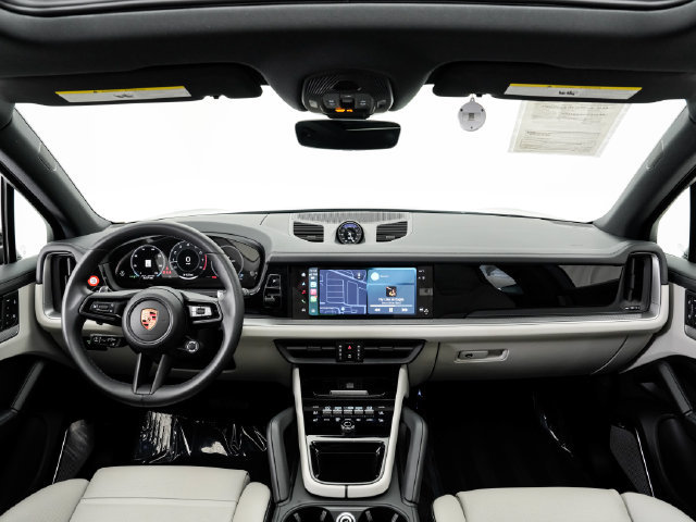 Certified 2026 Porsche Cayenne AWD/4WD image 25
