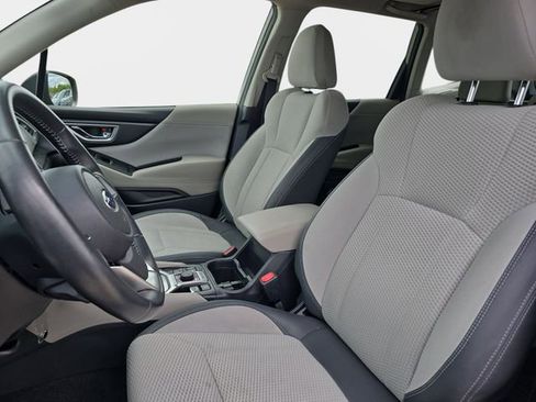 Used 2019 Subaru Forester Premium w/ All-Weather Package AWD/4WD image 17