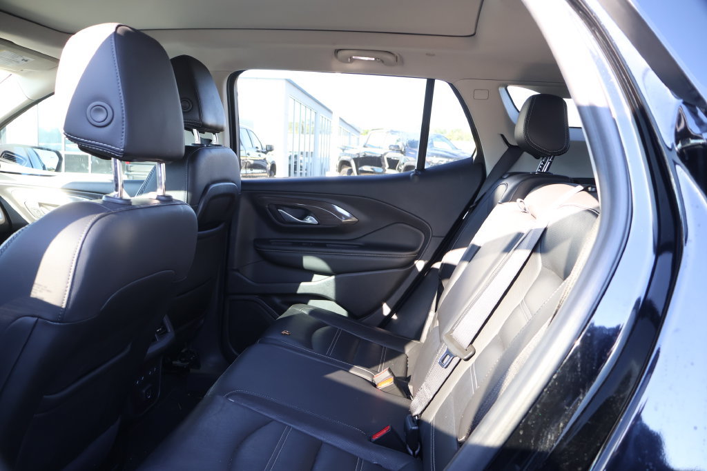 Used 2024 GMC Terrain Denali w/ Black Diamond Edition AWD/4WD image 33