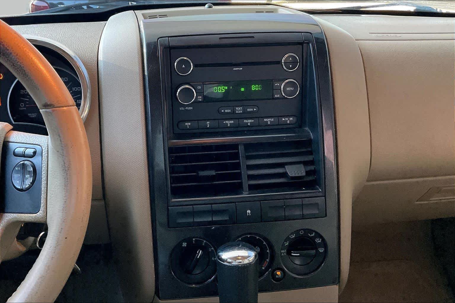 Used 2008 Ford Explorer XLT RWD image 7