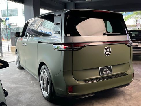 New 2025 Volkswagen ID. Buzz Pro S image 3