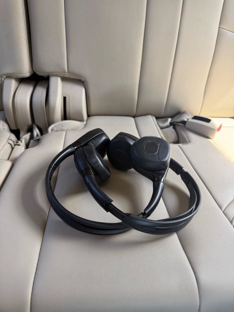 Used 2018 Cadillac Escalade Premium Luxury RWD image 6