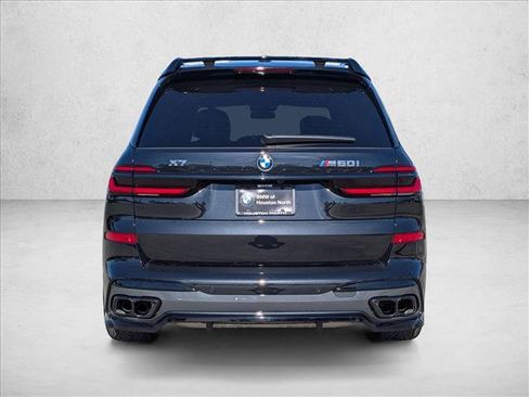 Used 2026 BMW X7 M60i image 7