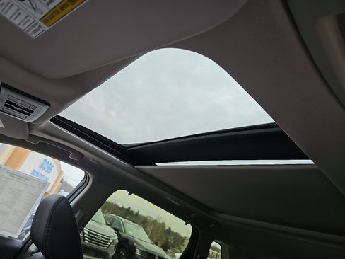 New 2026 Nissan Rogue Platinum image 12