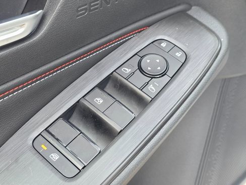 New 2026 Nissan Sentra SR image 16