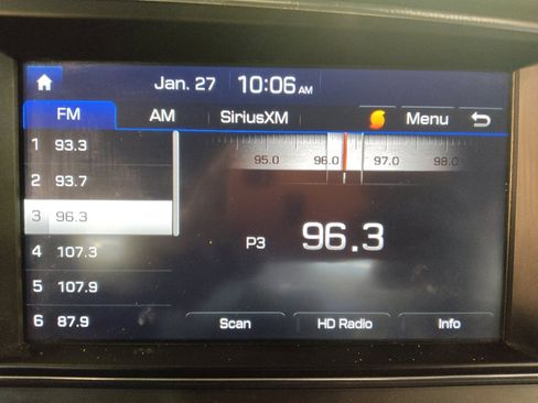 Used 2017 Hyundai Elantra Limited w/ Limited Ultimate Package 05 image 25