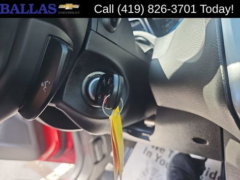Used 2012 Ford Focus SE FWD image 15