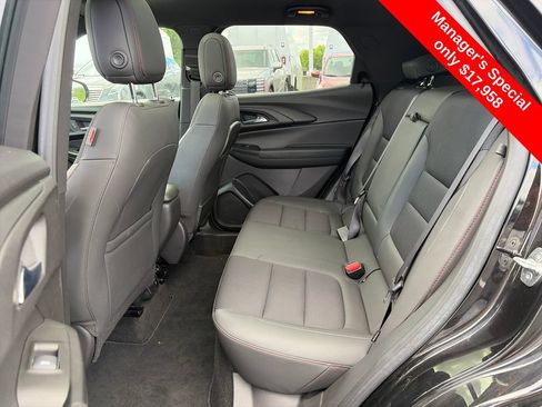 Used 2022 Chevrolet TrailBlazer RS w/ Sun and Liftgate Package FWD image 28