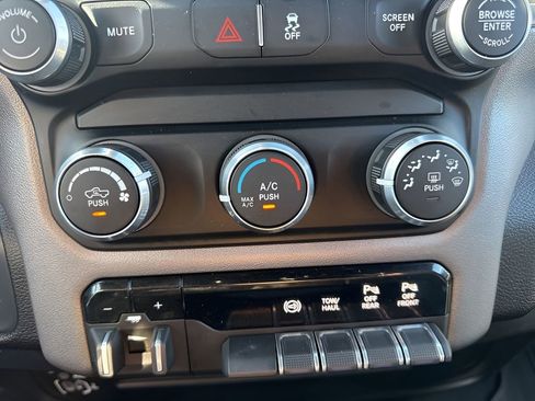 Used 2024 RAM 2500 Big Horn image 18