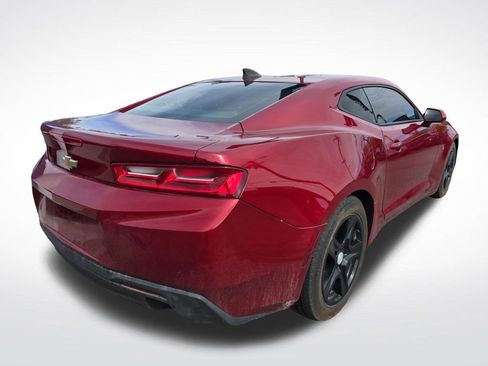 Used 2018 Chevrolet Camaro LS RWD image 5