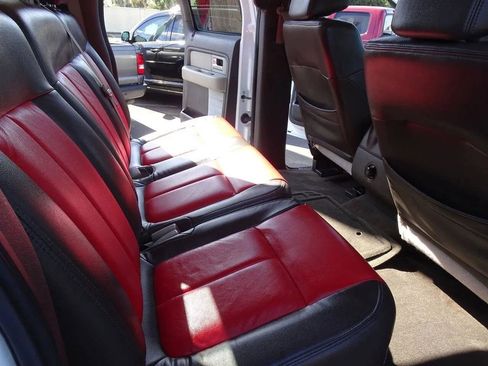 Used 2010 Ford F150 XLT image 19