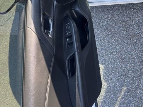 Used 2017 Honda Accord Sport image 10