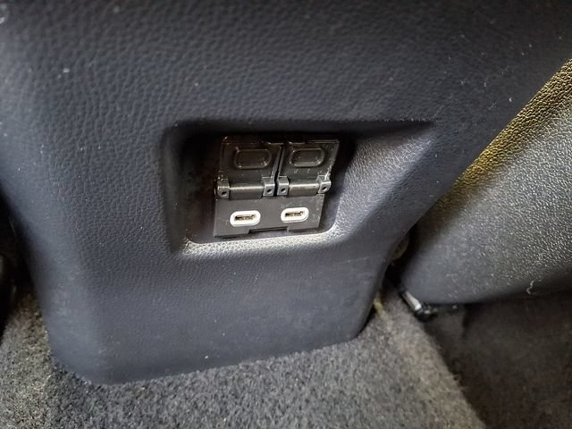 Used 2025 Toyota RAV4 XLE FWD image 11