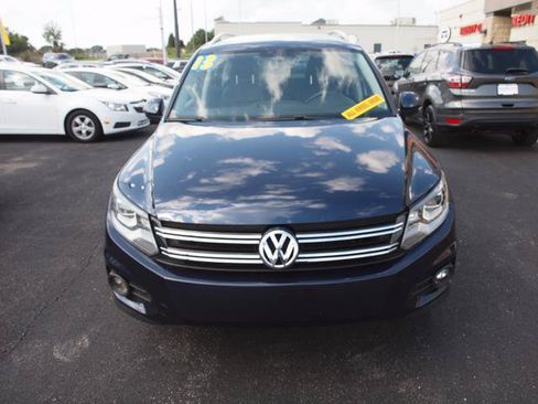 Used 2013 Volkswagen Tiguan S AWD/4WD image 4