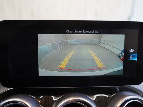 Used 2020 Mercedes-Benz GLC 300 GLC 300 4MATIC SUV image 19