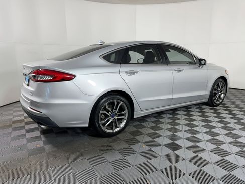 Used 2019 Ford Fusion SEL image 7