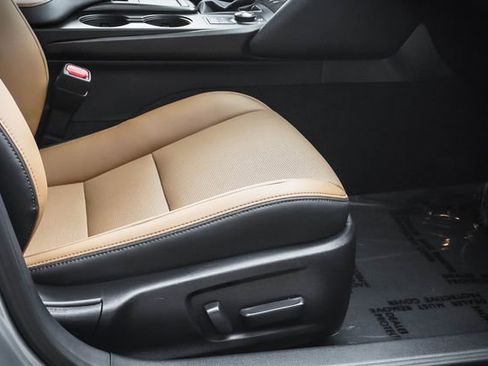 Used 2025 Lexus IS 300 F Sport image 24