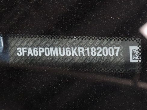 Certified 2019 Ford Fusion SEL FWD image 34