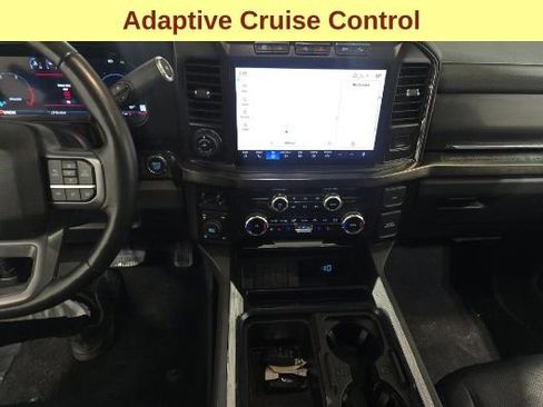 Used 2023 Ford F250 Lariat w/ Lariat Ultimate Package AWD/4WD image 11