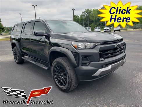 Used 2024 Chevrolet Colorado Trail Boss w/ Technology Package AWD/4WD image 1